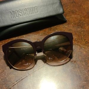 NWOT Moschino sunglasses